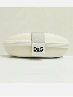 D&G Dolce & Gabbana Vintage Zip Around Clamshell Eyewear Case in Off White